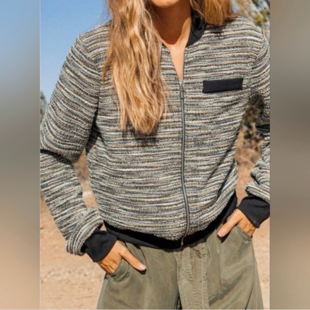 Ces Femme Multicolor Striped Bomber Jacket